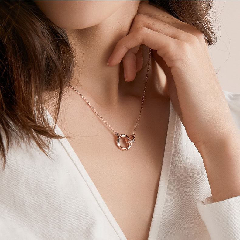 Entwine Necklace